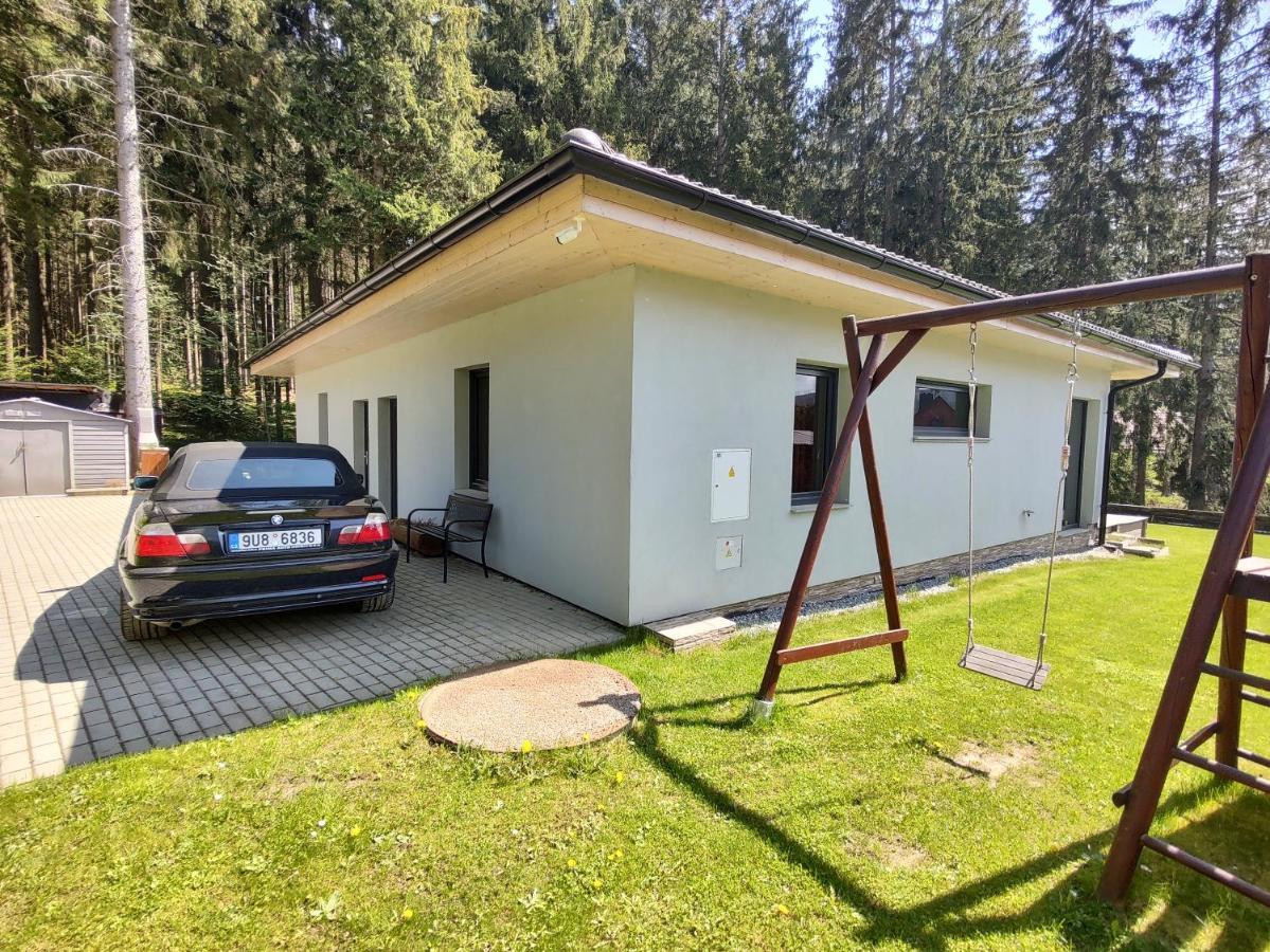 Apartmany Lipnoczech フリンブルク エクステリア 写真