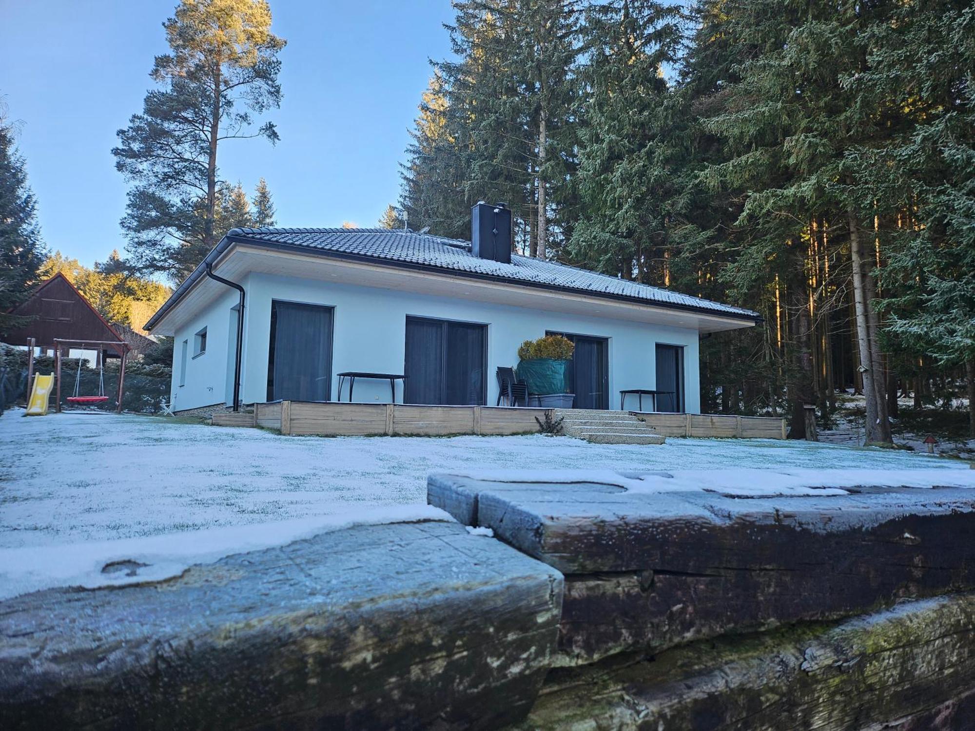 Apartmany Lipnoczech フリンブルク エクステリア 写真