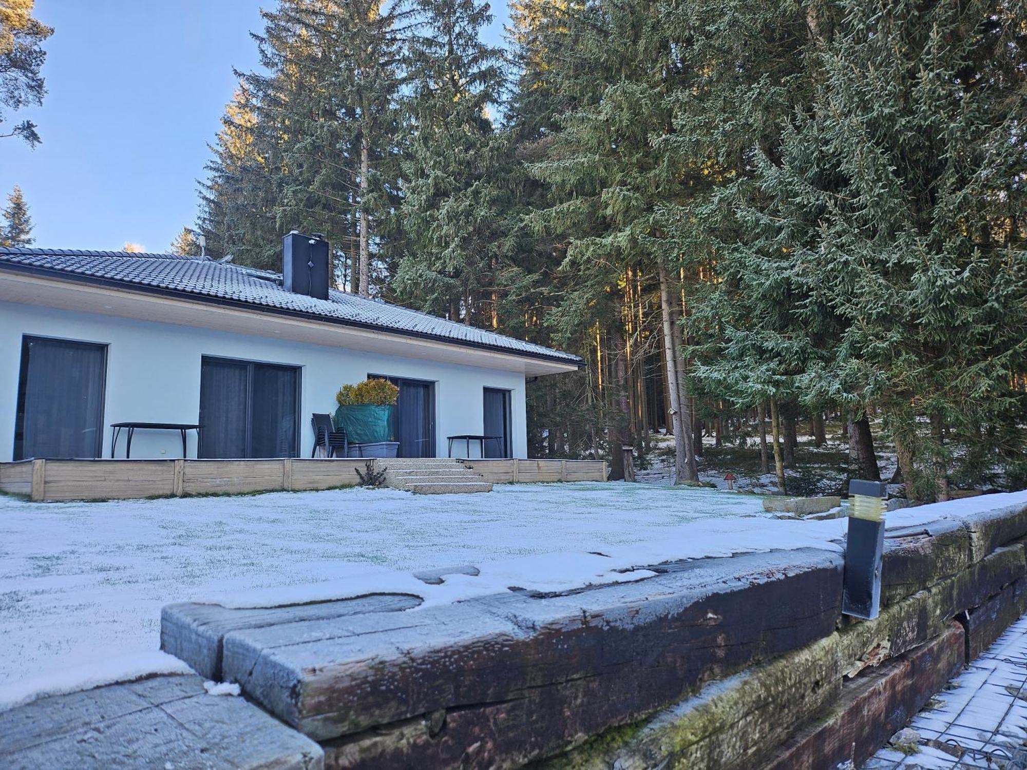 Apartmany Lipnoczech フリンブルク エクステリア 写真